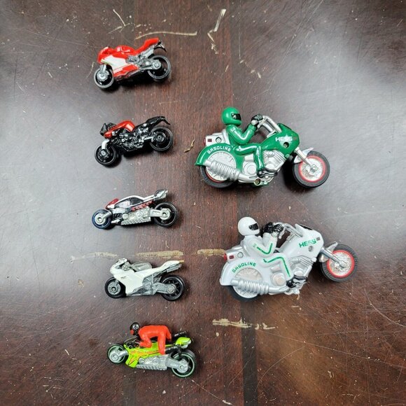 Mixed Branded Multicolor Lot Of‎ 7 Die Cast Motorcycles Including Hess - Picture 2 of 4